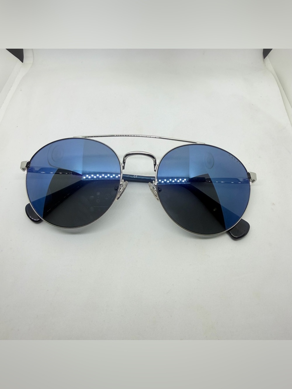 Round Blue Lens Silver Frame Sunglasses